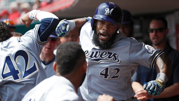 eric-thames-korea-home-run-song-video.jpg